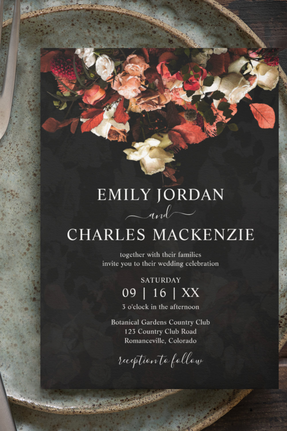 Elegant rustic autumn flowers wedding